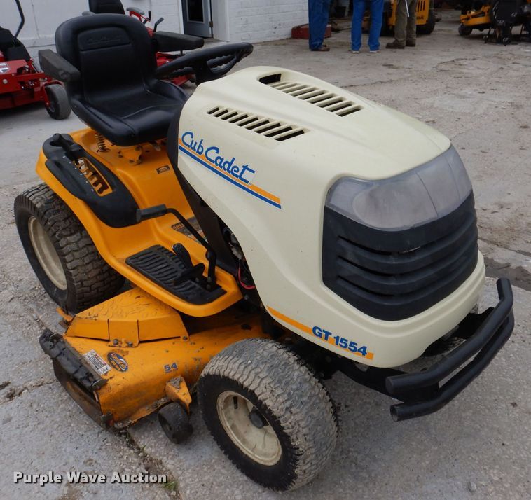 image for item KN9865 Cub Cadet GT1554  lawn mower