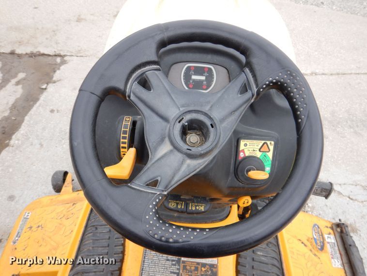 image for item KN9865 Cub Cadet GT1554  lawn mower