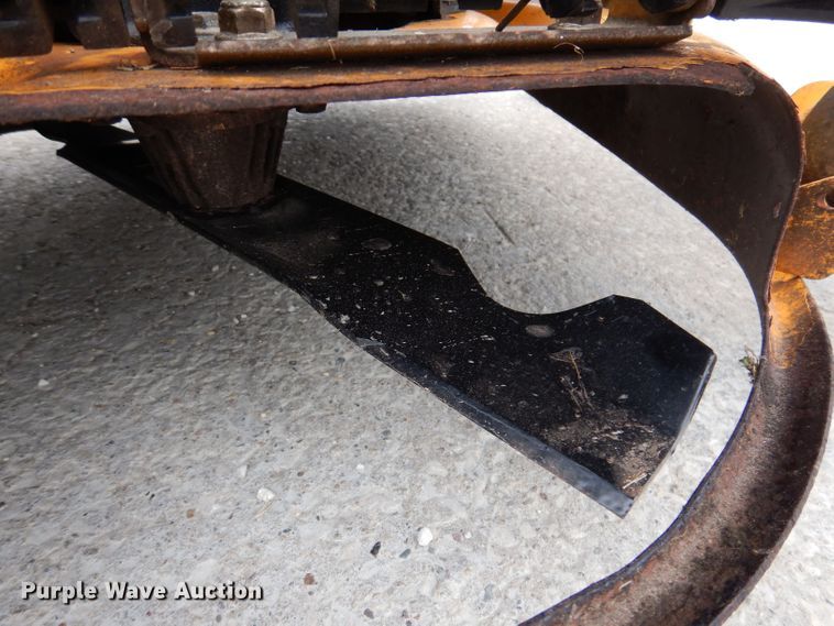 image for item KN9868 2014 Cub Cadet RZT-S  ZTR lawn mower