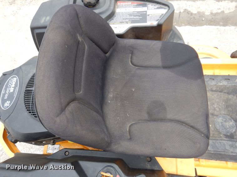 image for item KN9868 2014 Cub Cadet RZT-S  ZTR lawn mower