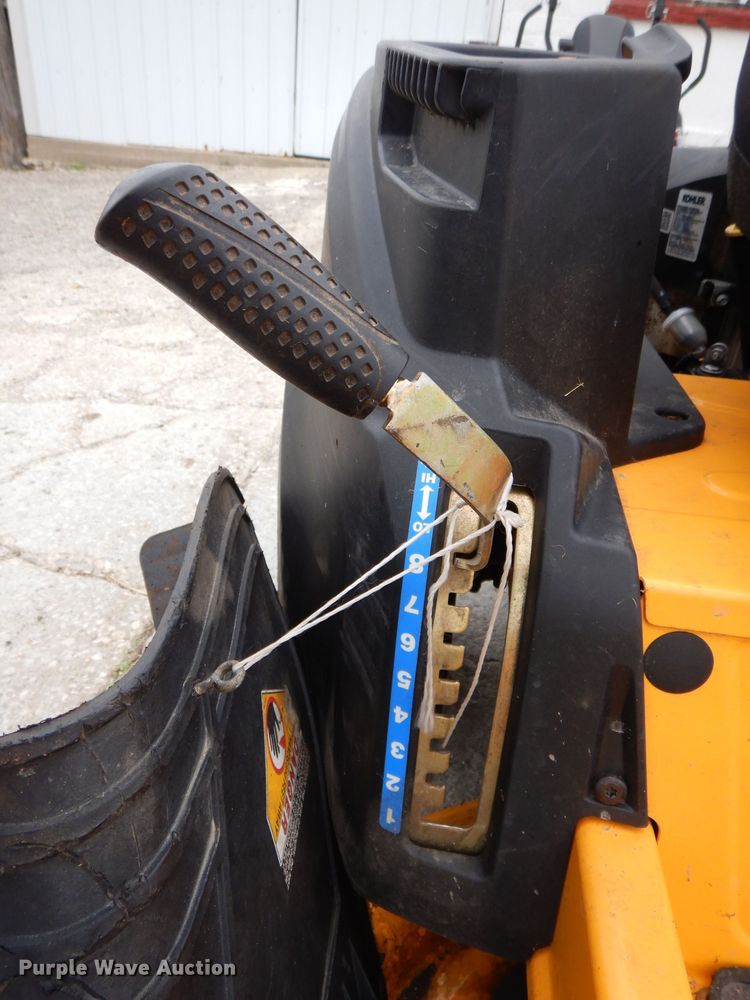 image for item KN9868 2014 Cub Cadet RZT-S  ZTR lawn mower