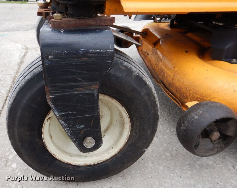 image for item KN9868 2014 Cub Cadet RZT-S  ZTR lawn mower