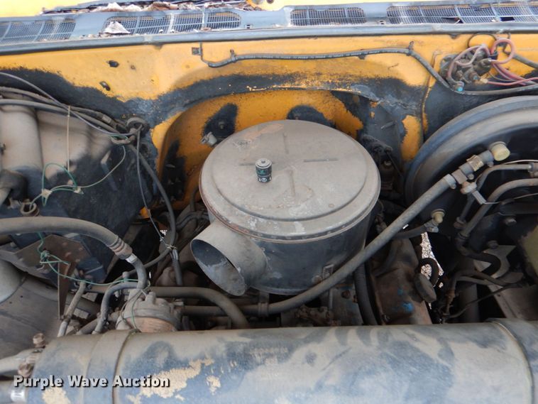 image for item KP9163 1986 GMC 6000  utility / service truck