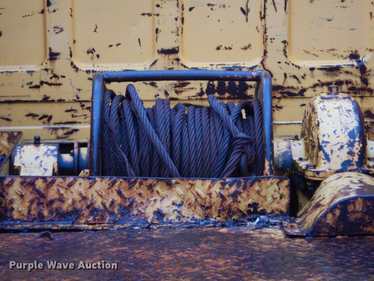 image for item KP9163 1986 GMC 6000  utility / service truck