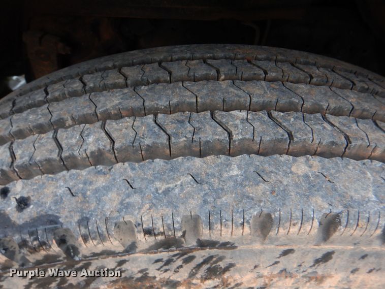 image for item KP9163 1986 GMC 6000  utility / service truck