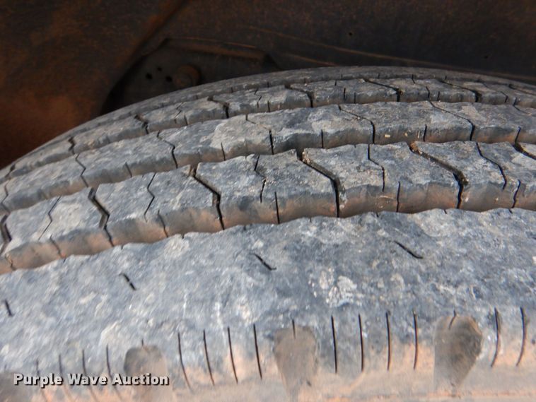 image for item KP9163 1986 GMC 6000  utility / service truck