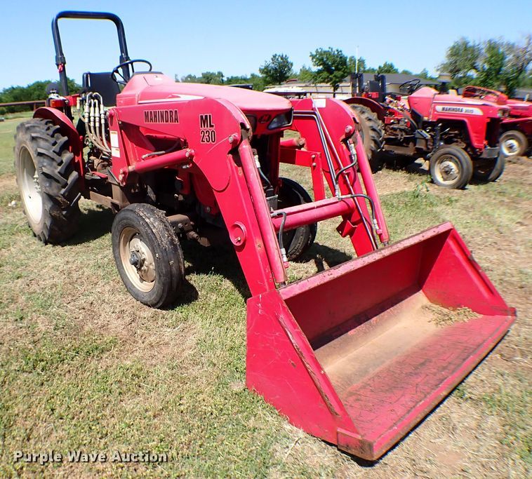 image for item KQ9671 2007 Mahindra 3525DI  tractor