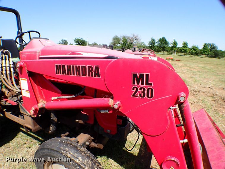 image for item KQ9671 2007 Mahindra 3525DI  tractor
