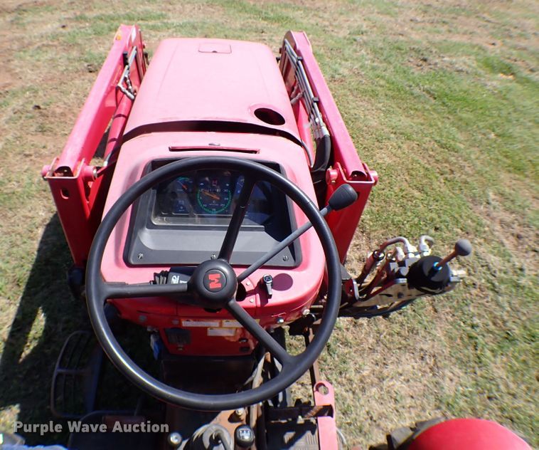 image for item KQ9671 2007 Mahindra 3525DI  tractor