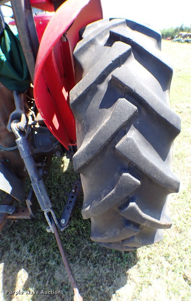 image for item KQ9671 2007 Mahindra 3525DI  tractor