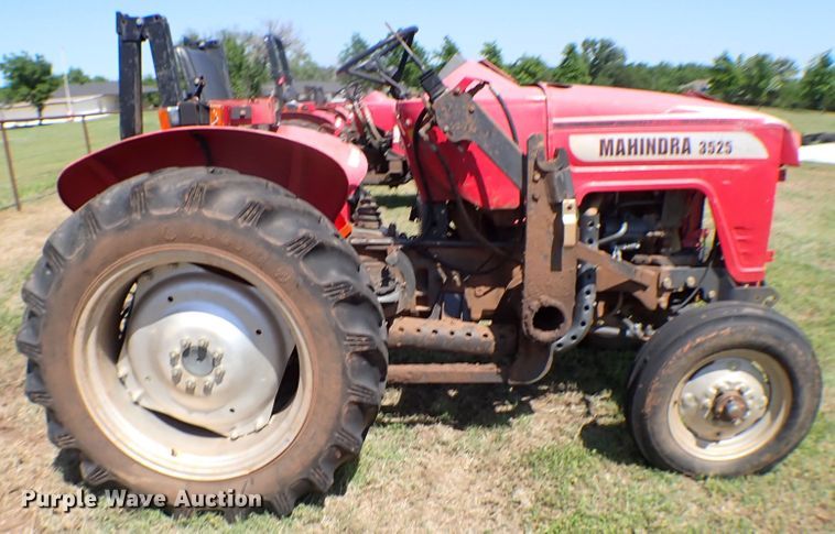 image for item KQ9672 2007 Mahindra 3525DI tractor