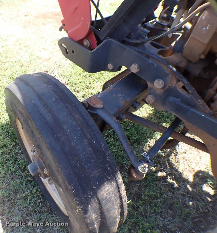 image for item KQ9672 2007 Mahindra 3525DI tractor