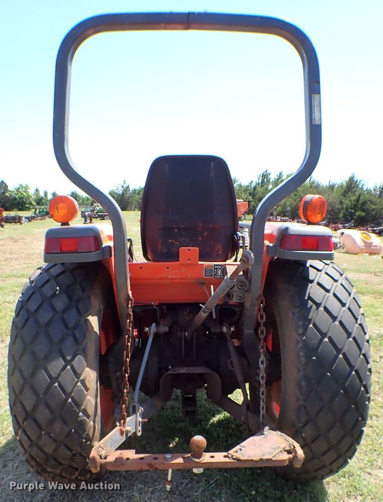 image for item KQ9673 Kubota L4200  tractor