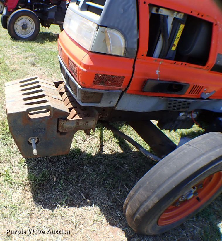 image for item KQ9673 Kubota L4200  tractor