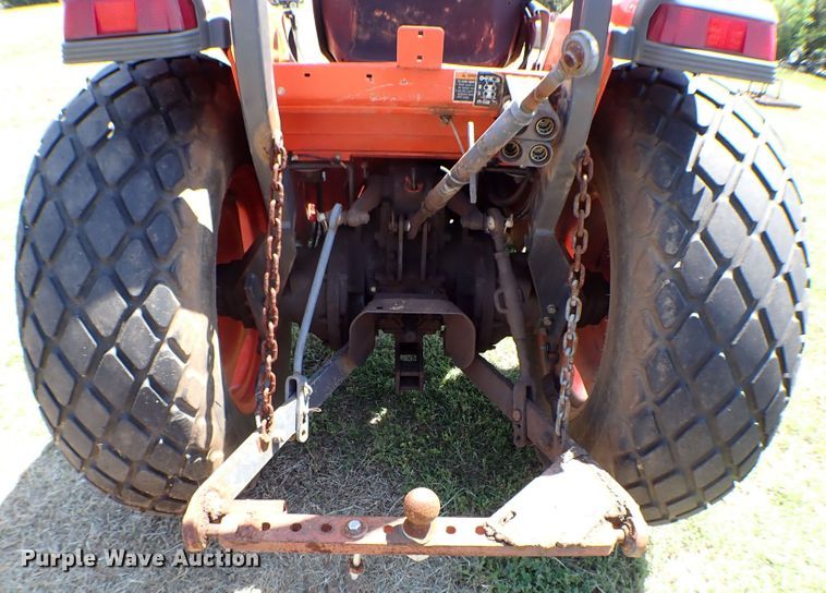 image for item KQ9673 Kubota L4200  tractor