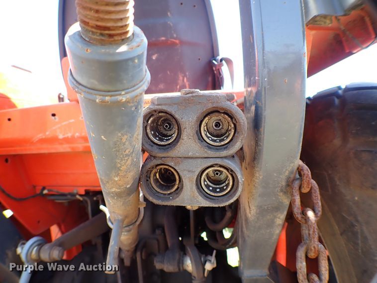 image for item KQ9673 Kubota L4200  tractor