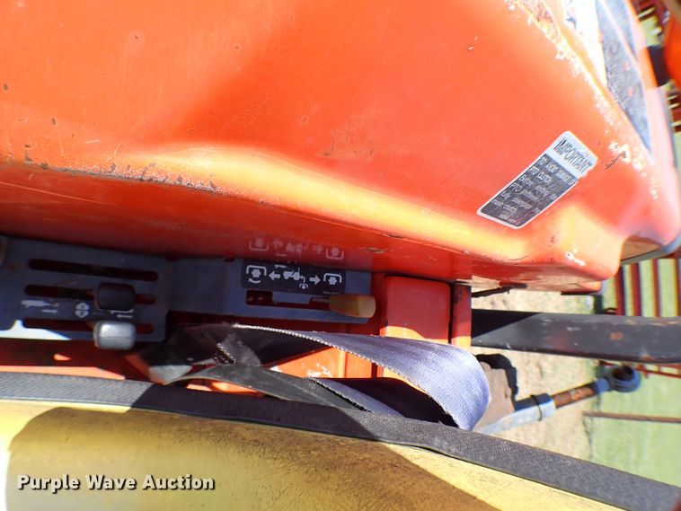 image for item KQ9673 Kubota L4200  tractor