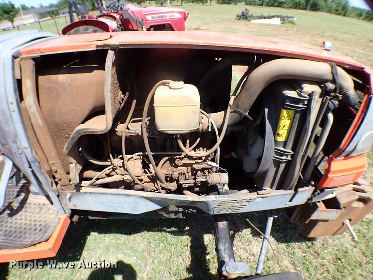 image for item KQ9673 Kubota L4200  tractor