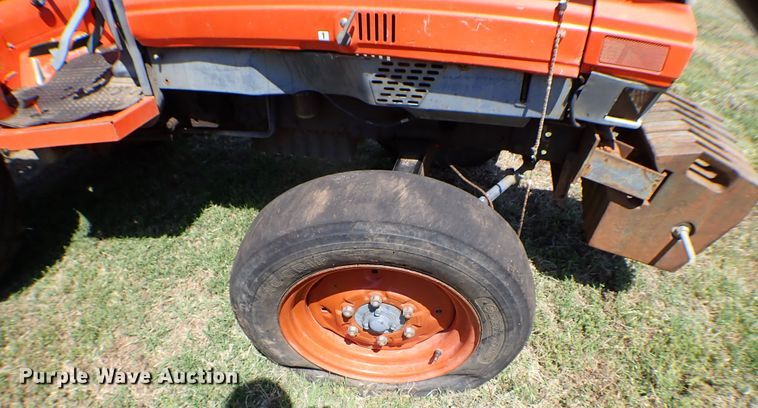 image for item KQ9673 Kubota L4200  tractor