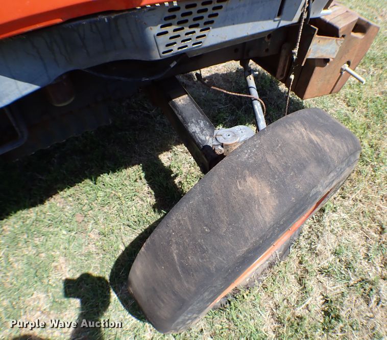 image for item KQ9673 Kubota L4200  tractor