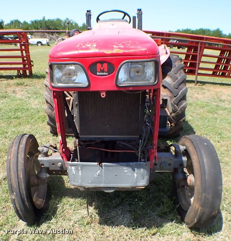 image for item KQ9674 2007 Mahindra 3525DI tractor