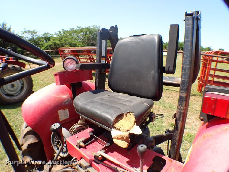 image for item KQ9674 2007 Mahindra 3525DI tractor