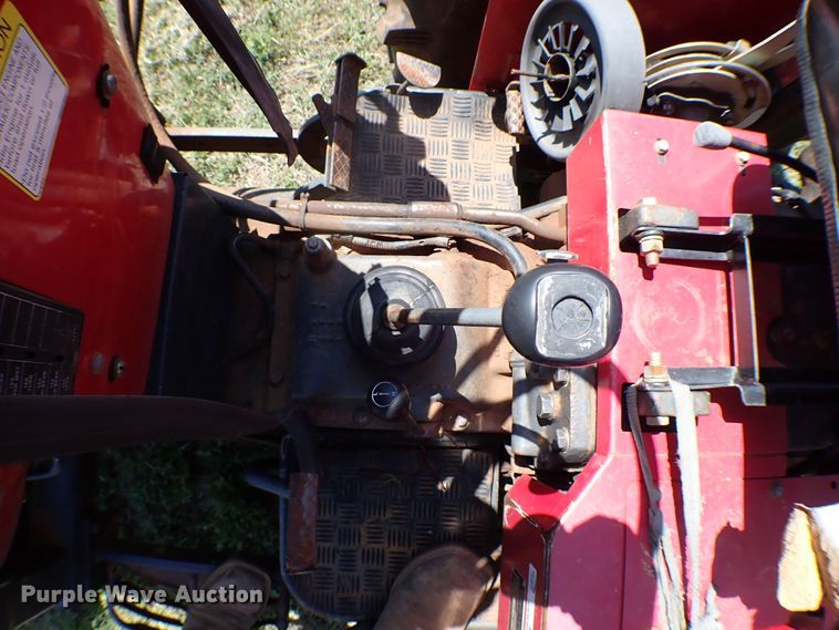 image for item KQ9674 2007 Mahindra 3525DI tractor
