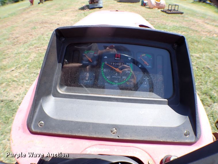 image for item KQ9674 2007 Mahindra 3525DI tractor