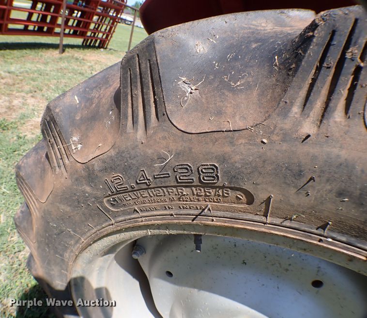 image for item KQ9674 2007 Mahindra 3525DI tractor