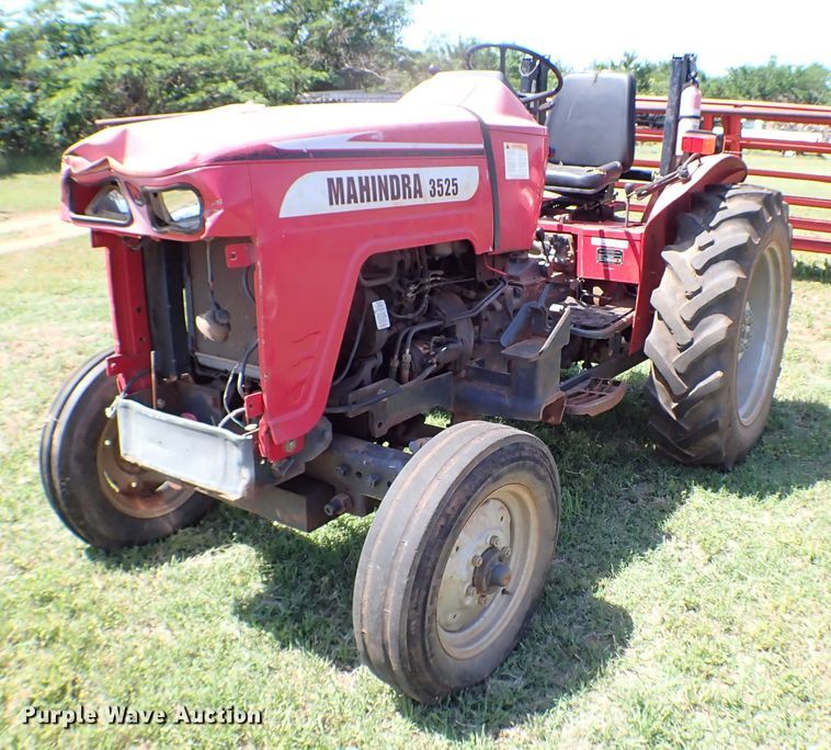 image for item KQ9675 2007 Mahindra 3525DI tractor