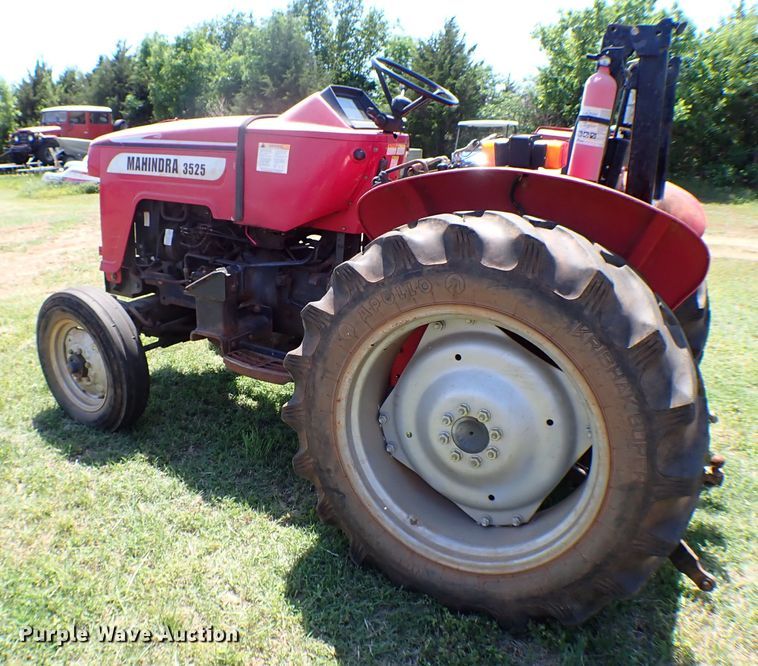 image for item KQ9675 2007 Mahindra 3525DI tractor