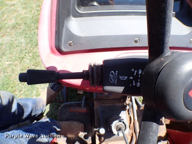 image for item KQ9675 2007 Mahindra 3525DI tractor