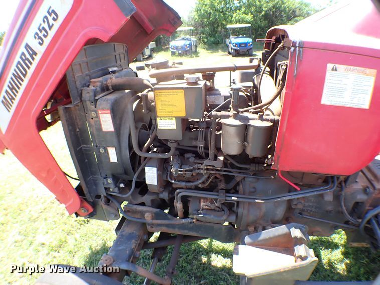 image for item KQ9675 2007 Mahindra 3525DI tractor