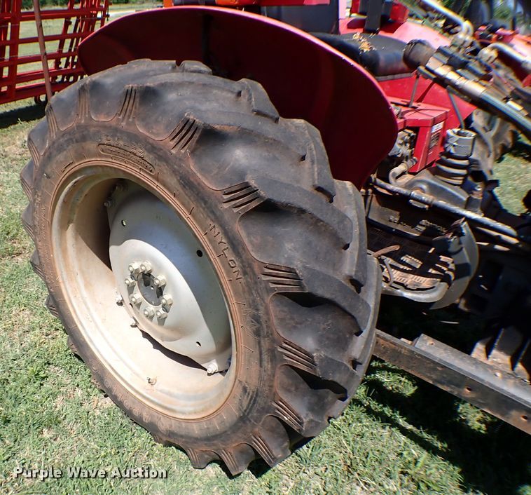 image for item KQ9675 2007 Mahindra 3525DI tractor