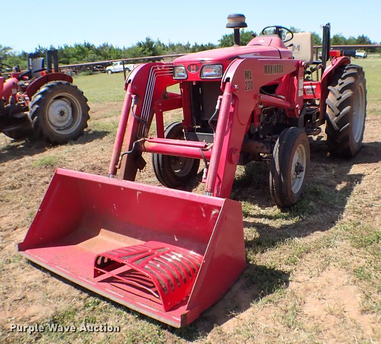 image for item KQ9676 2007 Mahindra 3525DI tractor