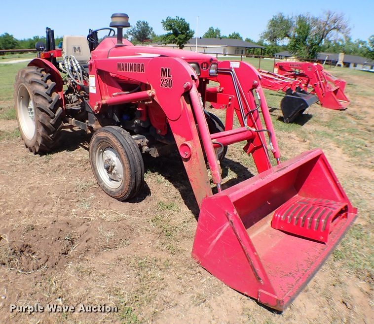 image for item KQ9676 2007 Mahindra 3525DI tractor