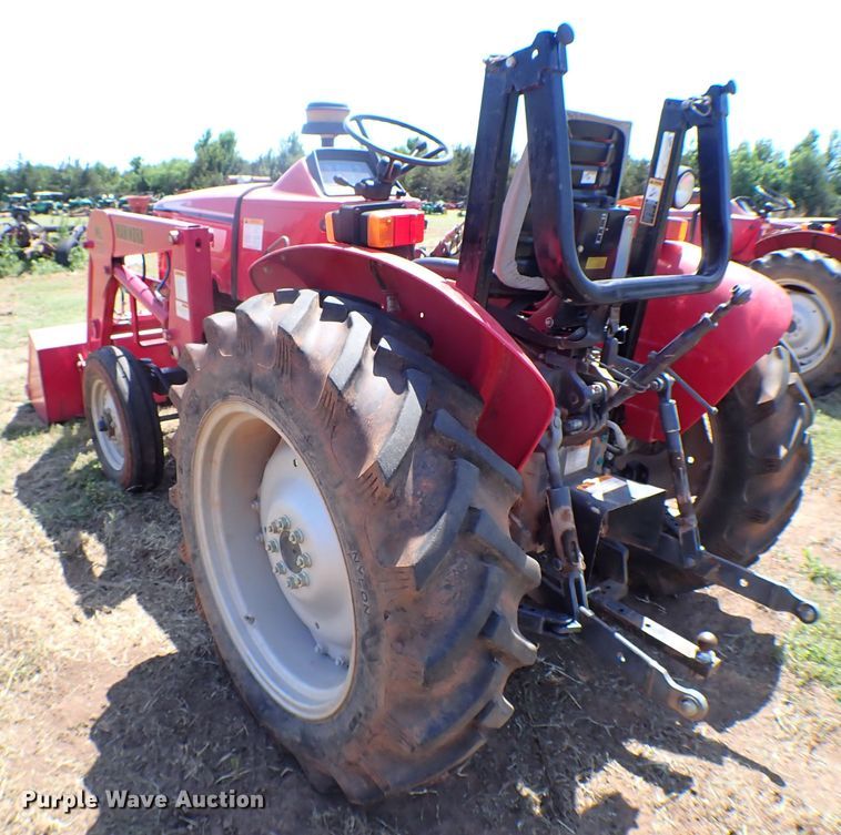 image for item KQ9676 2007 Mahindra 3525DI tractor