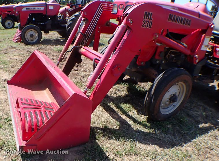 image for item KQ9676 2007 Mahindra 3525DI tractor