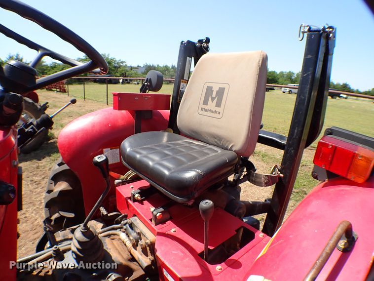 image for item KQ9676 2007 Mahindra 3525DI tractor