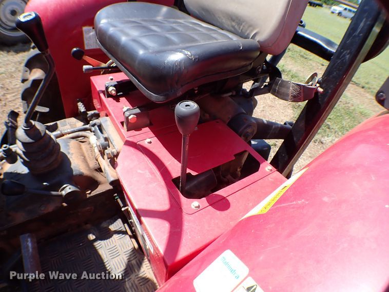 image for item KQ9676 2007 Mahindra 3525DI tractor