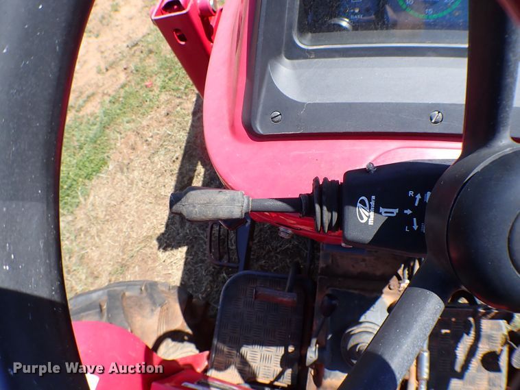 image for item KQ9676 2007 Mahindra 3525DI tractor