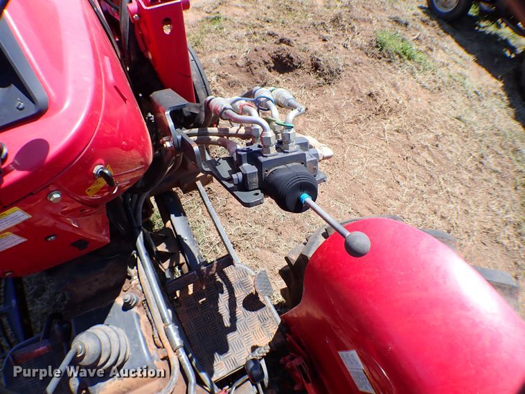 image for item KQ9676 2007 Mahindra 3525DI tractor