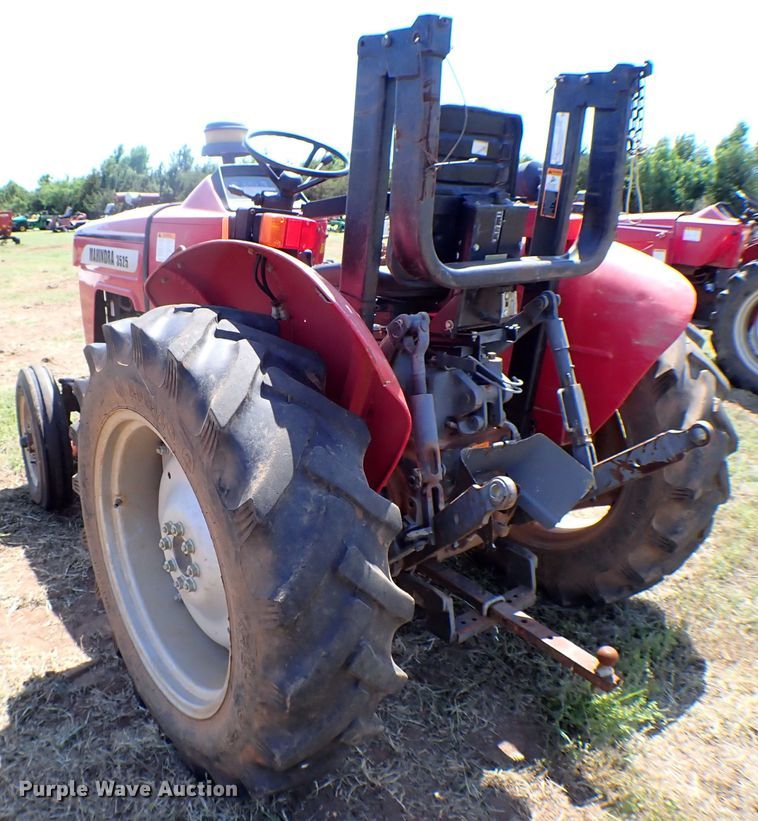 image for item KQ9677 2007 Mahindra 3525DI tractor