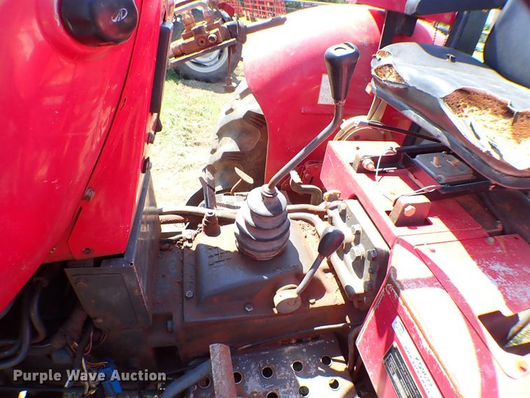 image for item KQ9677 2007 Mahindra 3525DI tractor