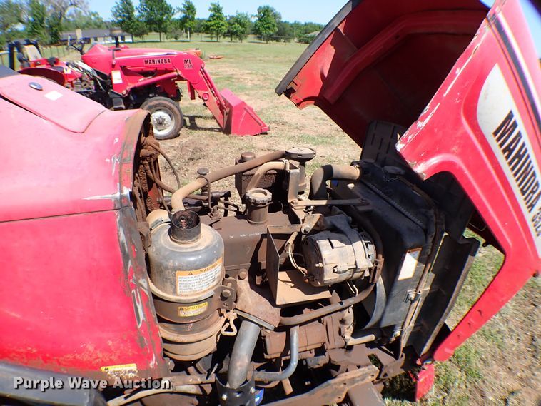 image for item KQ9677 2007 Mahindra 3525DI tractor