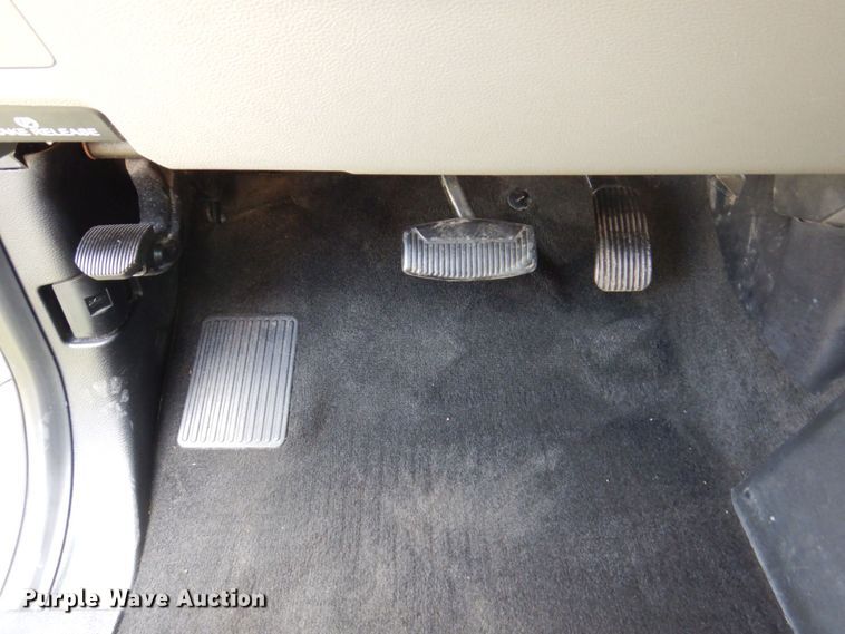 image for item KR9357 2017 Ford F250 Super Duty XLT  Crew Cab pickup truck