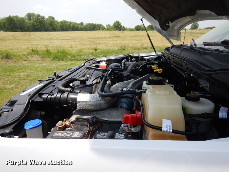 image for item KR9357 2017 Ford F250 Super Duty XLT  Crew Cab pickup truck