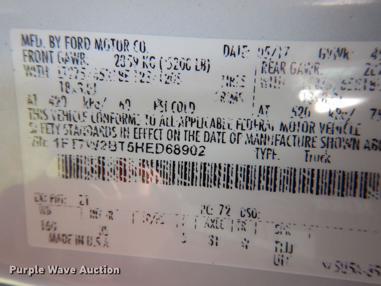 image for item KR9357 2017 Ford F250 Super Duty XLT  Crew Cab pickup truck