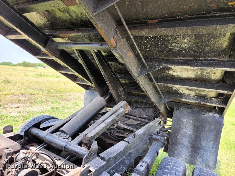 image for item KR9359 2008 Ford F550  dump truck