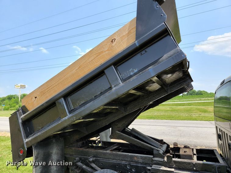 image for item KR9359 2008 Ford F550  dump truck